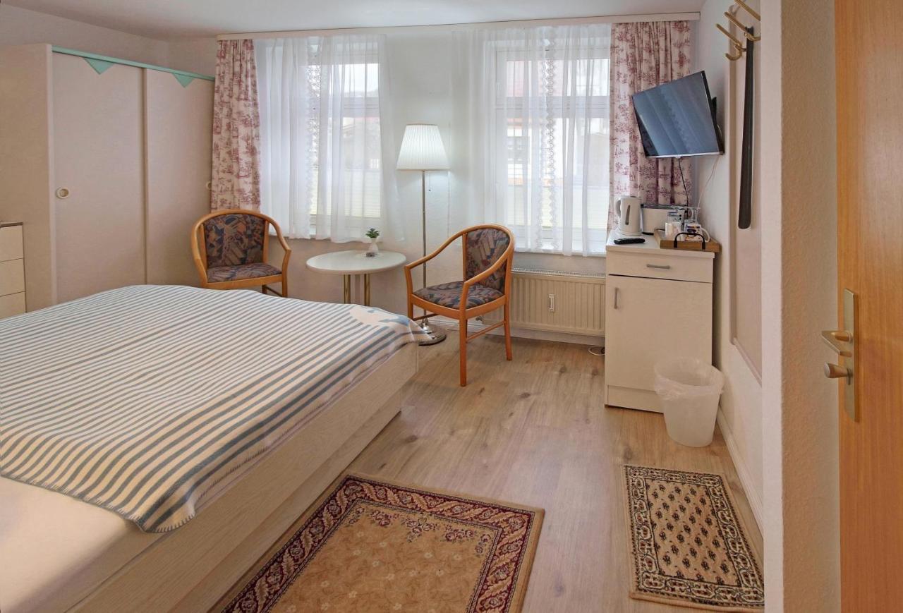 Ferienzimmer In Der Villa Ostseelilie ซาสนิทซ์ ภายนอก รูปภาพ